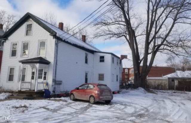 20 Wheeler St. Unit 3 - 20 Wheeler Street, Livermore Falls, ME 04254