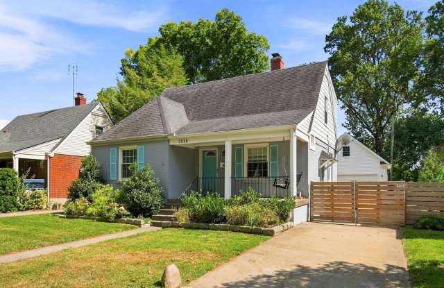 Fall in Love with this St Matthews Charmer Gallery 3