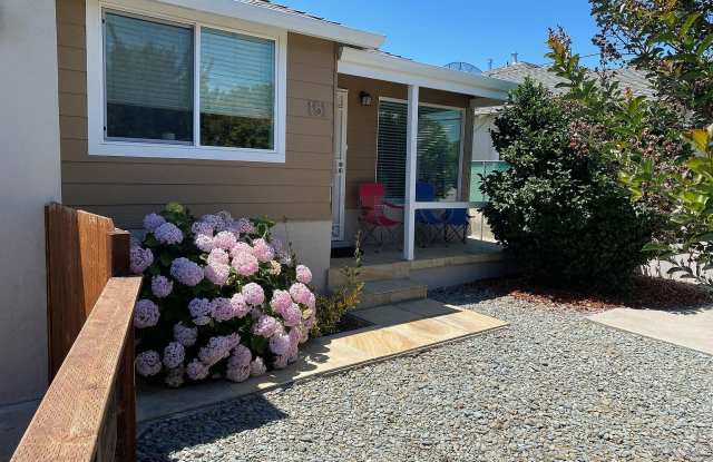 151 Abelia Way, East Palo Alto, CA 94303 Gallery 2