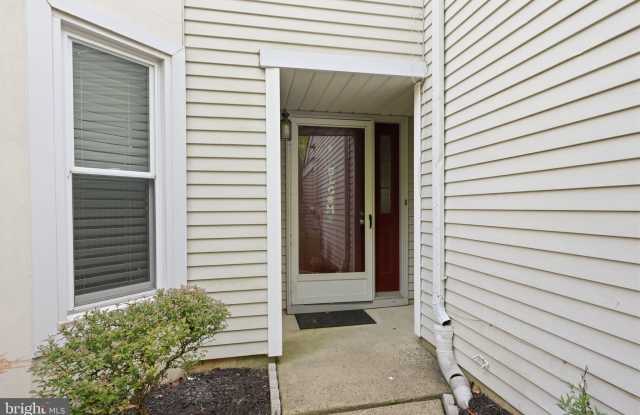 44 GAYLORD Court Gallery 4
