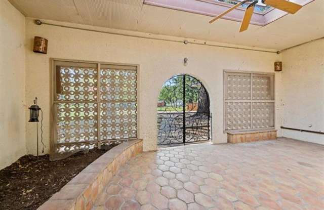 Beautifully Updated South Del Rio Home with Pool & Hacienda Charm Gallery 3
