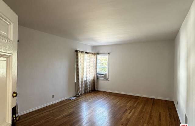 1242 Edris Dr Gallery 3