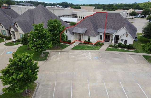 2385 Oak Alley photos photos
