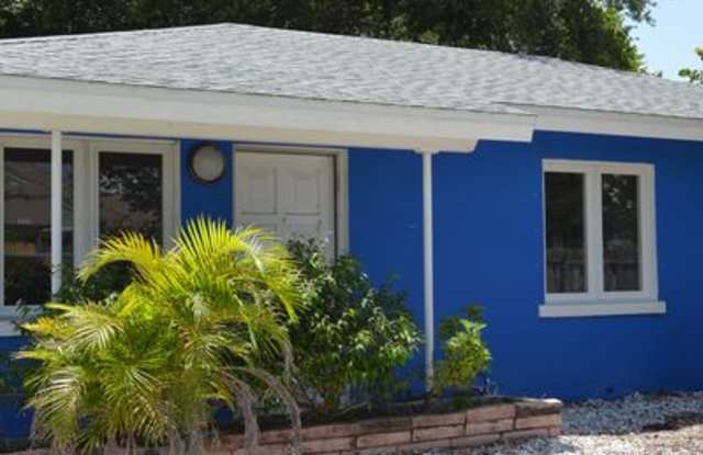 2106 Temple St - 2106 Temple Street, Sarasota, FL 34239