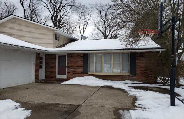 33365 Rockford Drive Gallery 2