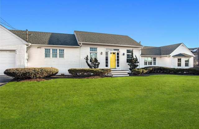 76 Dune Road photos photos