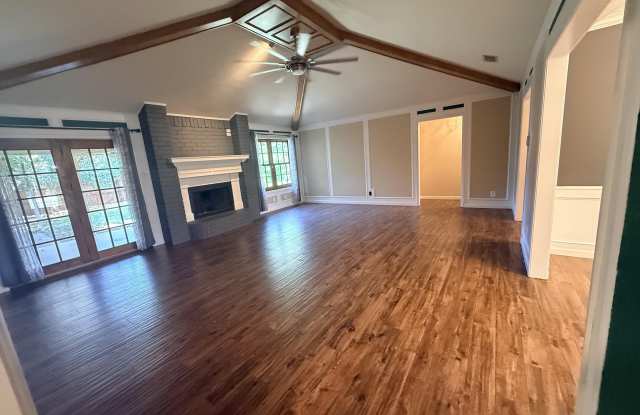 5313 Saddle Ridge Trail Gallery 3
