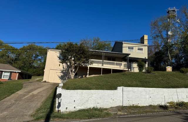 Newly remodeled house with a great city view! photos photos Newly remodeled house with a great city view! photos photos