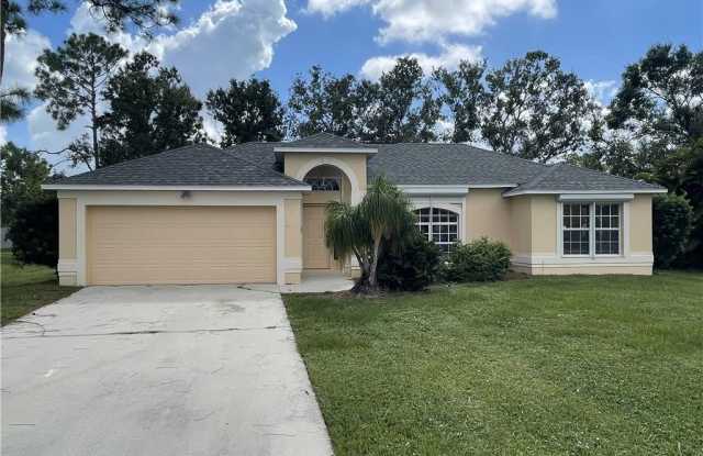 9758 Country Oaks - 9758 Country Oaks Drive, Three Oaks, FL 33967