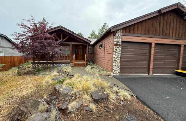 Beautiful 3 Bed/2 Bath Single Family Home in Awbrey Butte Neighborhood photos photos Beautiful 3 Bed/2 Bath Single Family Home in Awbrey Butte Neighborhood photos photos
