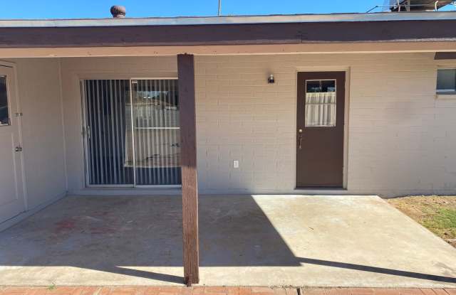 Charming 3 bed home in Tempe with RV Gate Gallery 4
