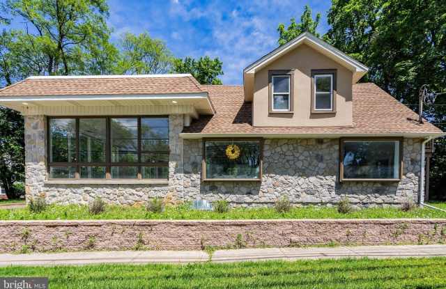 172 FRANKLIN CORNER Road photos photos