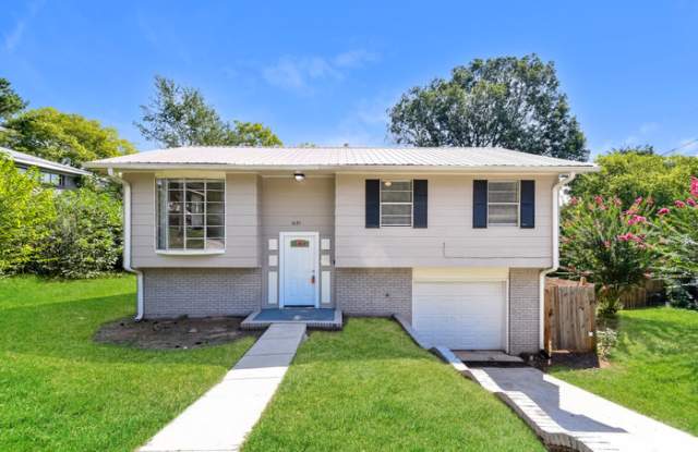 1035 Barclay Drive photos photos
