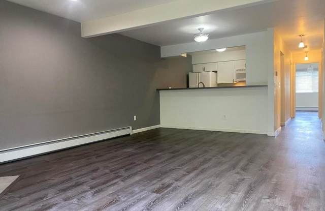 Beautifully Updated 2 Bed/1.5 Bath Condo with Garage! photos photos