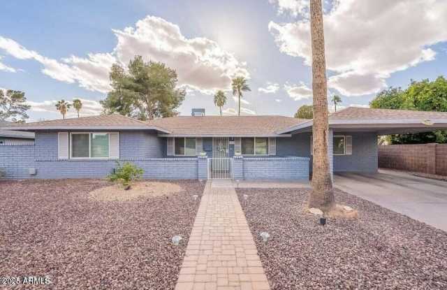 10844 N 37TH Street photos photos