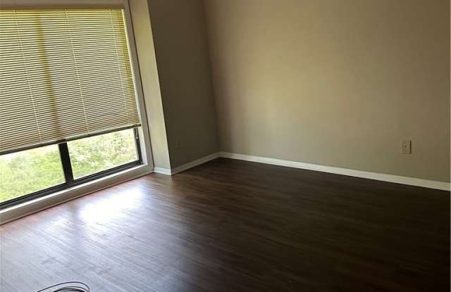 1849 Tryon Drive Gallery 3