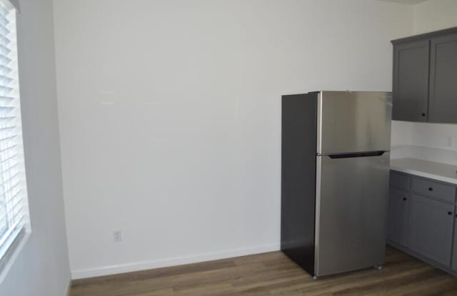 573 Bedfordshire Drive - 2 Gallery 3