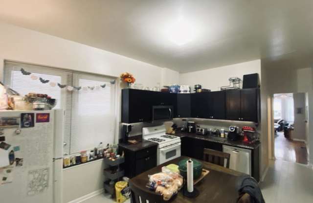 2641 W Haddon photos photos
