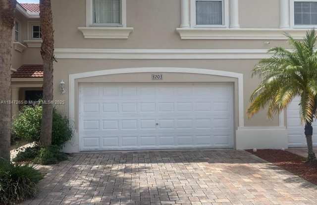 4203 Cohune Palm Ct photos photos