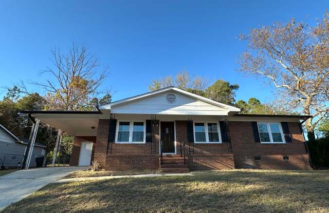 3 Bedroom, 1.5 Bath off Andrews Rd. Gallery 3