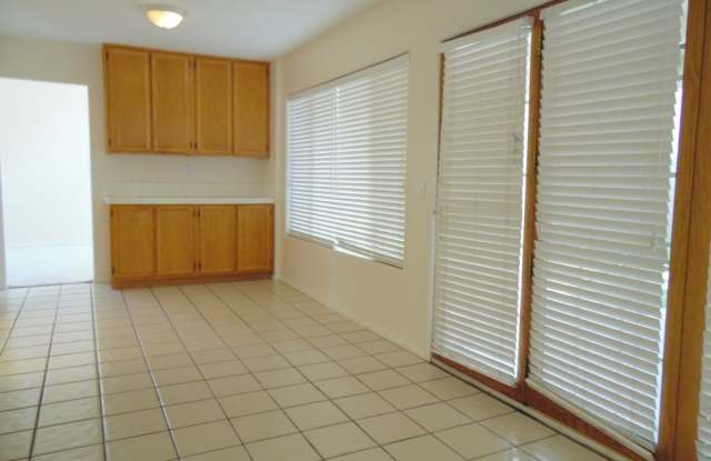 Desert Shores - 4 bedroom Gallery 4