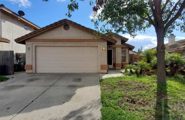 2 Bedroom Santa Maria home available! - 228 Varner Court, Santa Maria, CA 93458