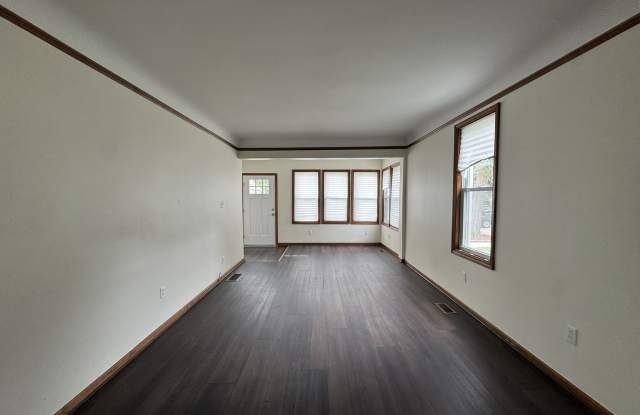 2451 10th Street - 1 Gallery 4