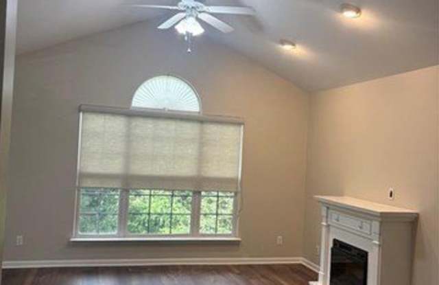 1859 Flagstone Circle Gallery 2
