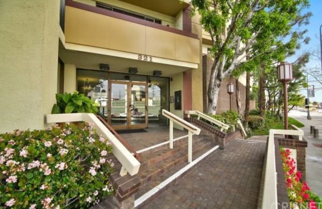 321 S San Vicente Boulevard - 321 W San Vicente Blvd, Los Angeles, CA 90048