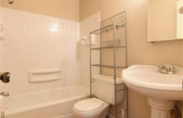 2520 Laurelhill Lane Gallery 3