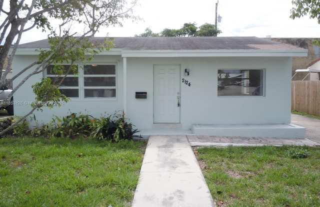 2124 Taylor St photos photos