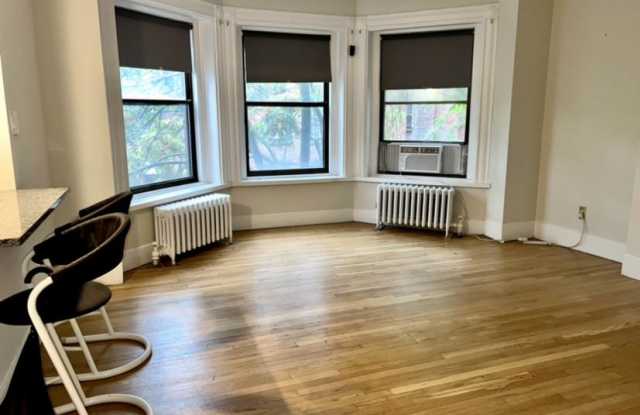 475 Beacon St. photos photos