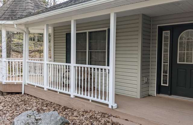 801 Long Ridge Court Gallery 2