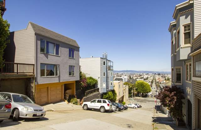 3744 16TH STREET Apartments Gallery 3