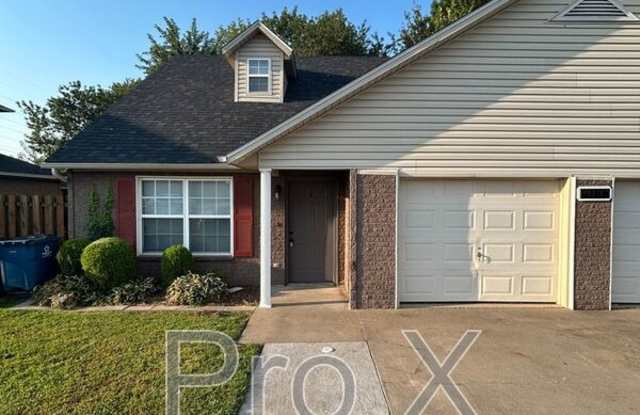 3303 SW Victoria Pl photos photos