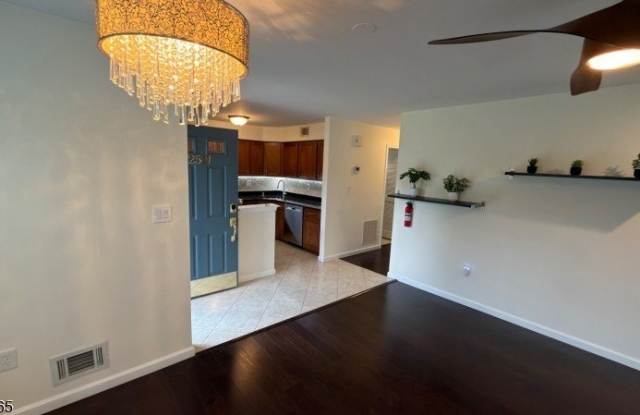 2501 Vroom Dr Gallery 2