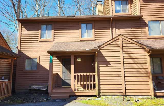 402 Tudor Court photos photos