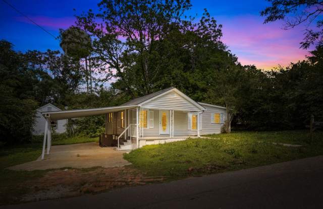Stunning  Newly Renovated 3 Bedroom 2 Bath Home Available Now in Adamsville! photos photos
