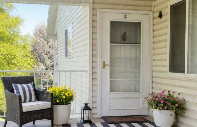 Must See! $800 Amazon Gift Card Upon Move In! 2 Bed 1 Bath Condo for Rent in Ogden photos photos