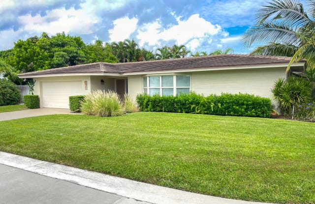 1160 Singer Dr - 1160 Singer Drive, Riviera Beach, FL 33404 1160 Singer Dr - 1160 Singer Drive, Riviera Beach, FL 33404