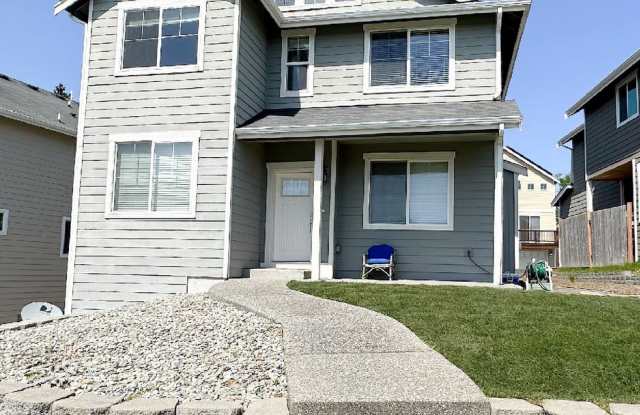 Bright and spacious, close to everything! photos photos