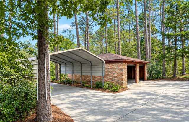 Spacious Secluded Home with 2-Car Garage, Boat/RV Parking & Multiple Living Areas in Ocean Springs, MS Gallery 4