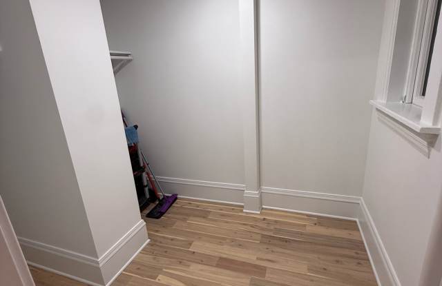 45 East 17th Street Gallery 4