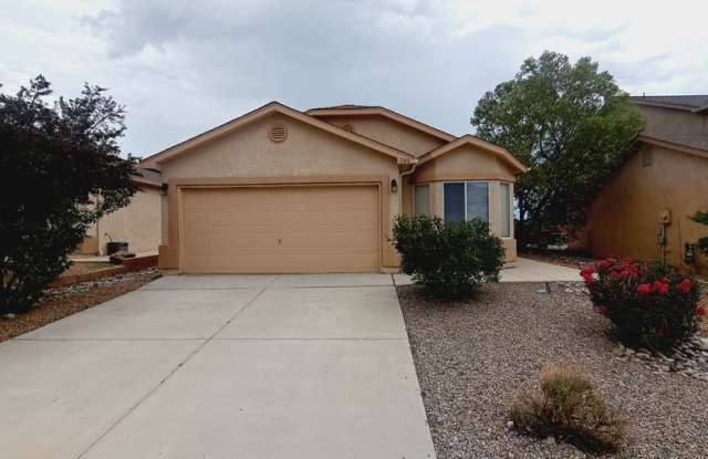 3 bed 2 bath home in Huning Ranch - 740 Beargrass Court Southwest, Los Lunas, NM 87031