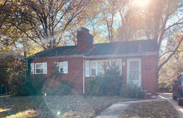 405 Sherrow Avenue - 405 Sherrow Avenue, Falls Church, VA 22046