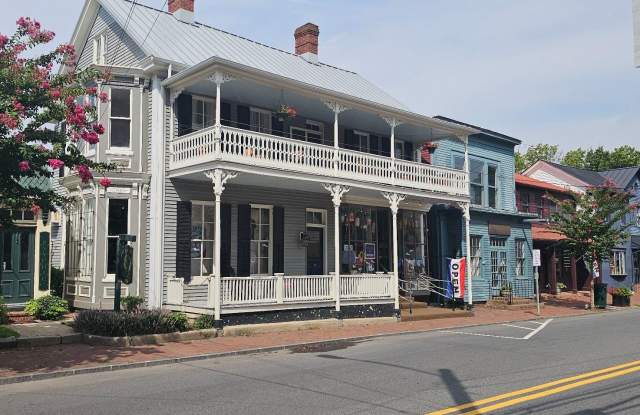 214 S TALBOT Street Gallery 3