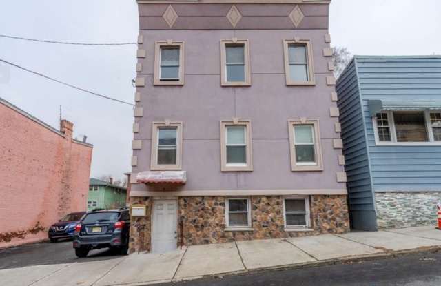 1316 44TH ST - 1316 44th Street, North Bergen, NJ 07047