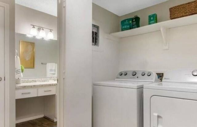 4073 Medical Dr Gallery 3