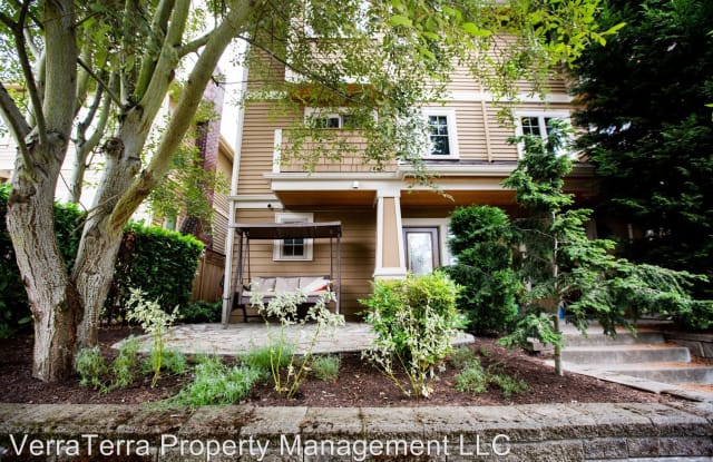 514 11th Ave E Unit B - 514 11th Avenue East, Seattle, WA 98102