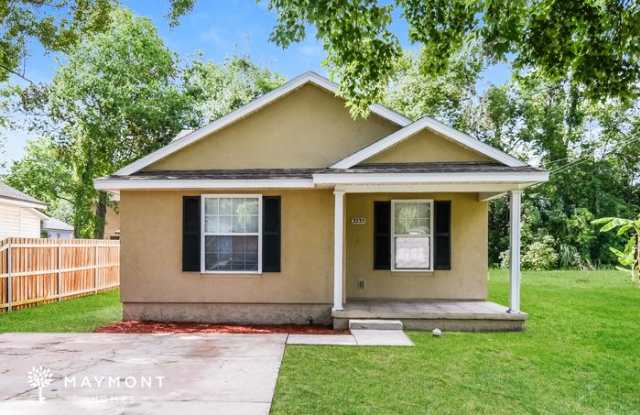 3235 Gilmore Street photos photos